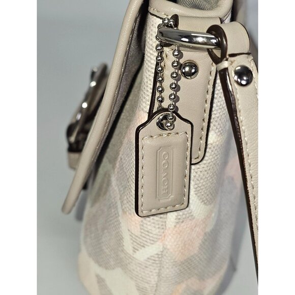 Coach Women's Grey Linen Soho Optic Pleated Flap Shoulder Bag Small 1945 - Picture 4 of 15